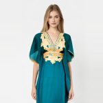 Vestido Verde Pino con Diseños Dorados|Vestido Verde Pino con Diseños Dorados|Vestido Verde Pino con Diseños Dorados|Vestido Verde Pino con Diseños Dorados|Vestido Verde Pino con Diseños Dorados