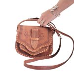 bolso de cuero crusado pequeño canela